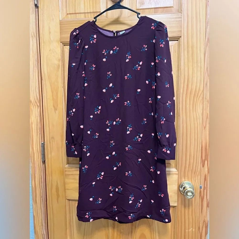 Gorgeous plum floral Old Navy long sleeve dress size S